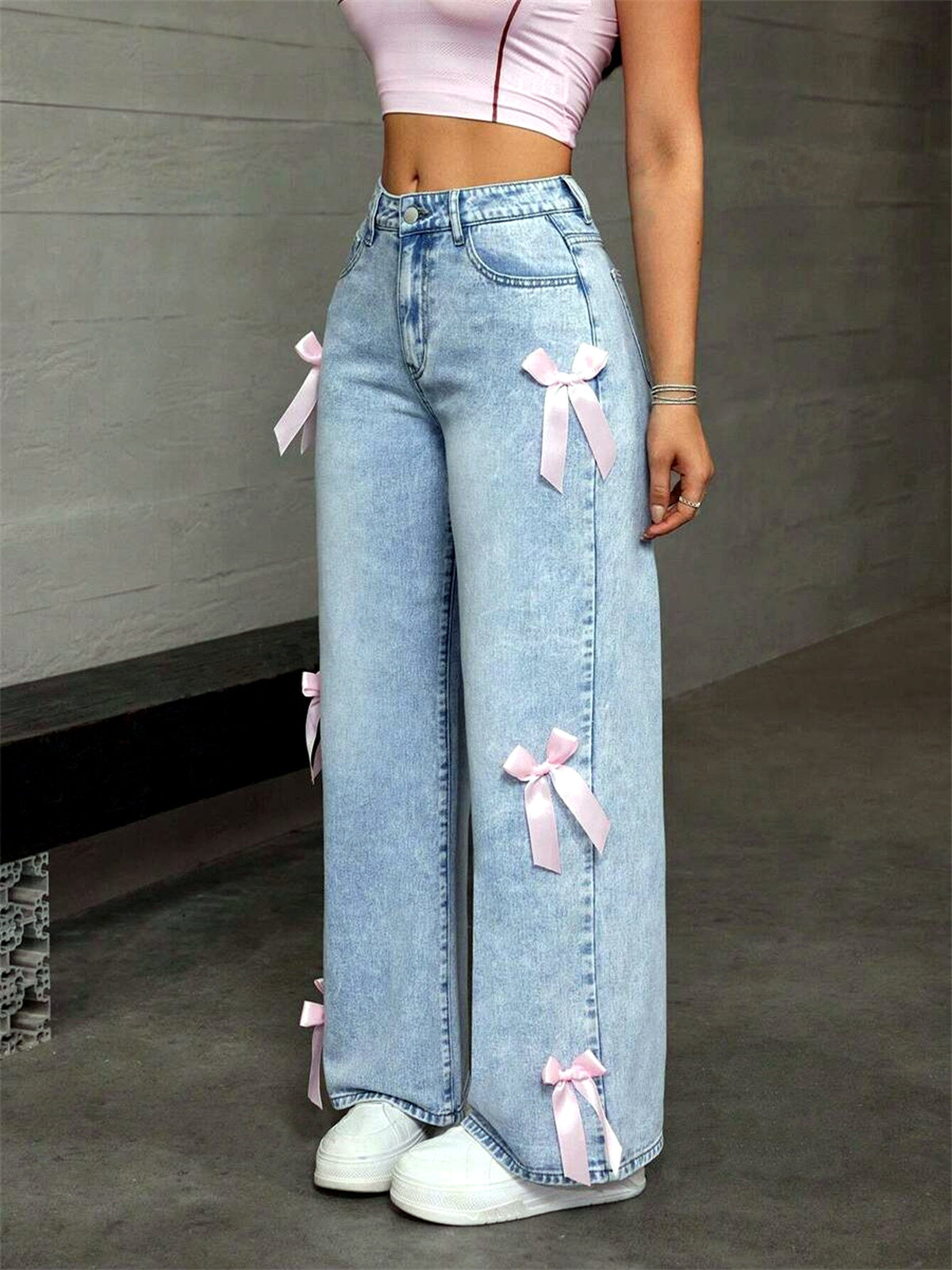 Women's Washed Denim Wide-Leg Jeans in Light Blue - product view
