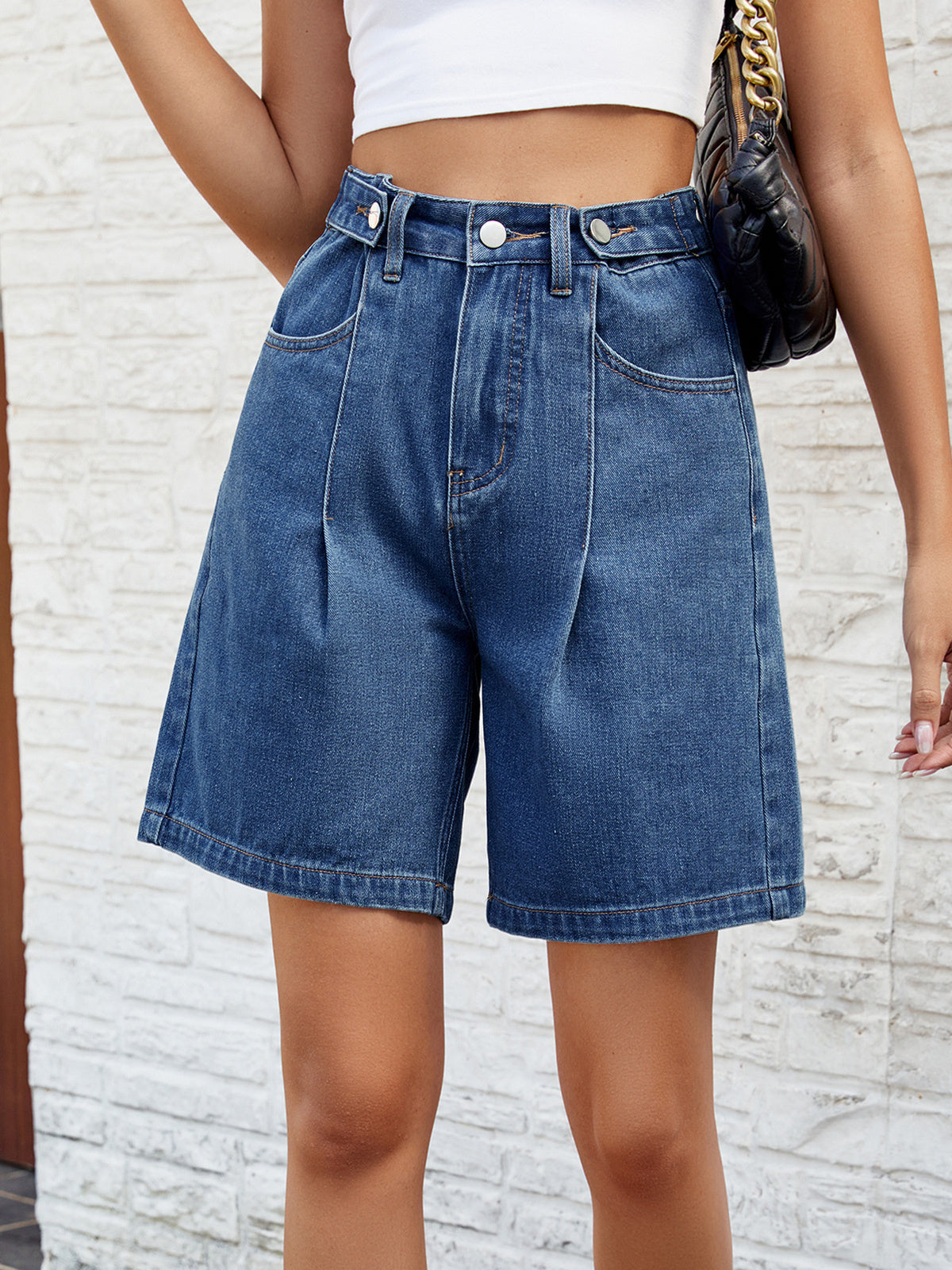 Women’s Adjustable Waist Washed Denim Bermuda Shorts Mid Length Streetwear Jean Shorts