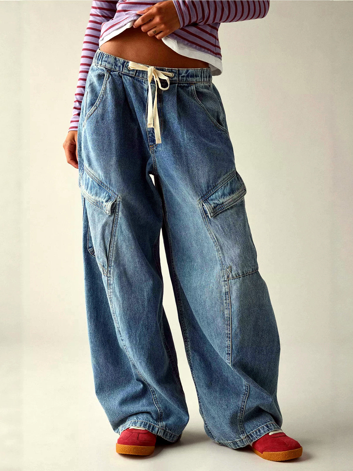 Women's Washed Straight Leg Jeans Mid Rise Loose Denim Pants - product detail view 1