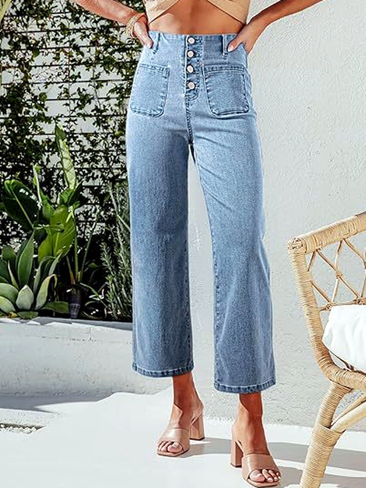 Women's Denim High-Waist Wide-Leg Vintage-Inspired Straight-Leg Button-Front Pocket Relaxed-Fit Jeans in Light Blue - product