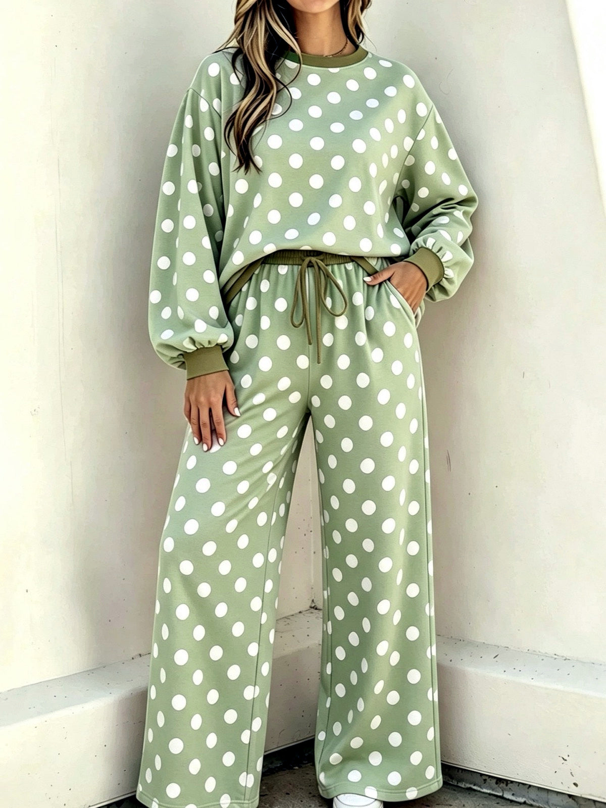 Women's Printed Relaxed-Fit High-Waist Top & Pants Set in Light Green - product view