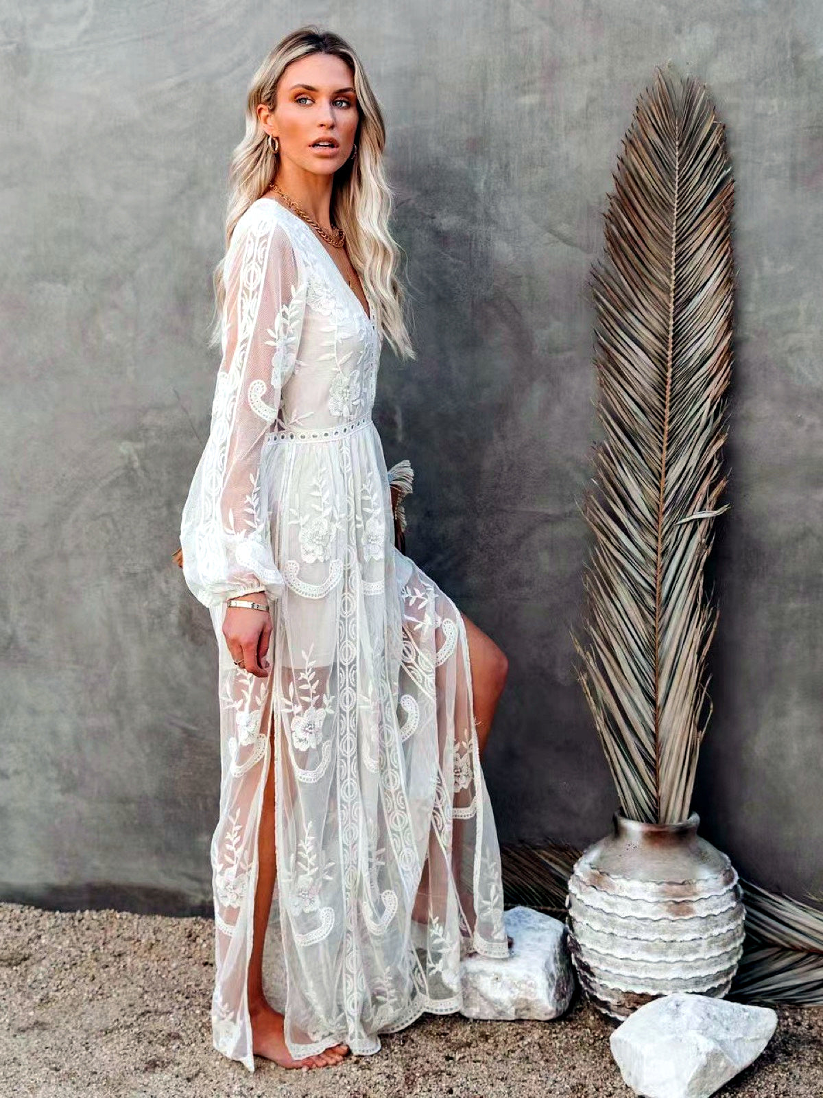 Women's Solid-Color V-Neck Lace-Trim Zip-Front Long-Sleeve Dress - product detail view 2
