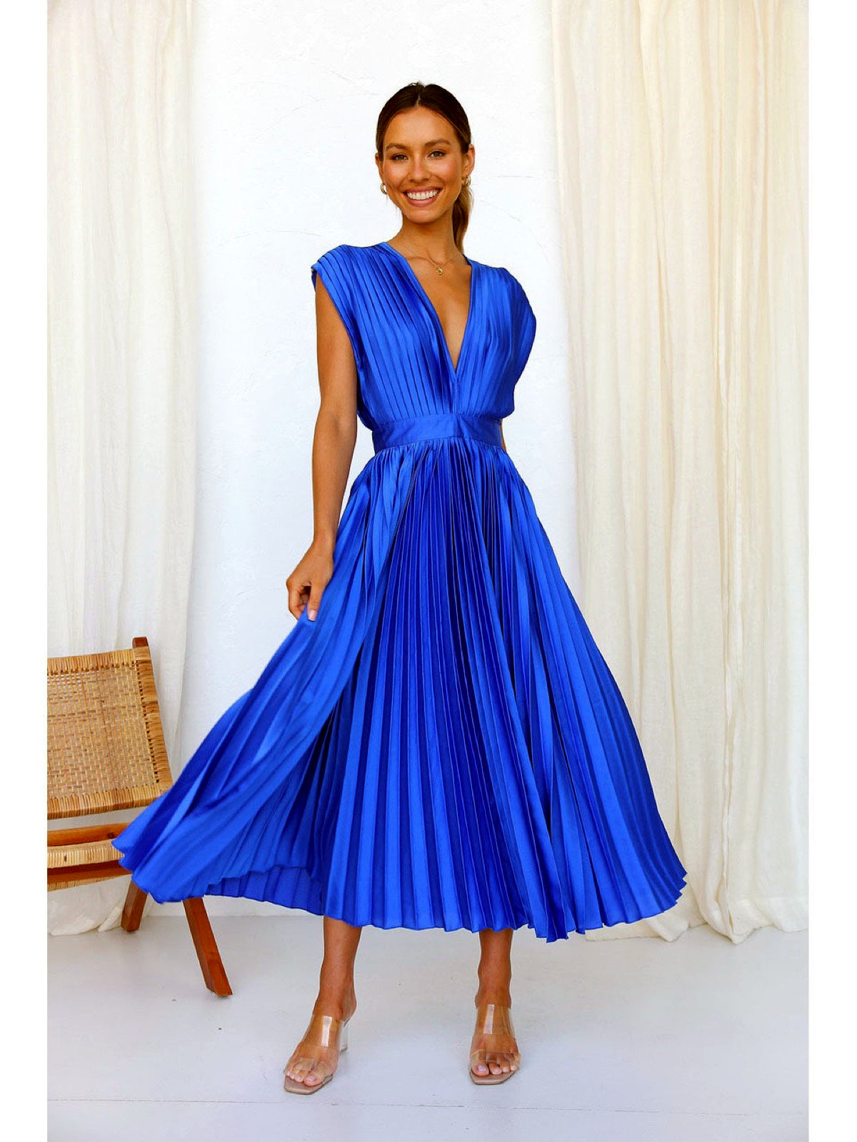 Solid-Color Patchwork Zip-Front Pullover Relaxed-Fit Sleeveless Dress in Blue - product view