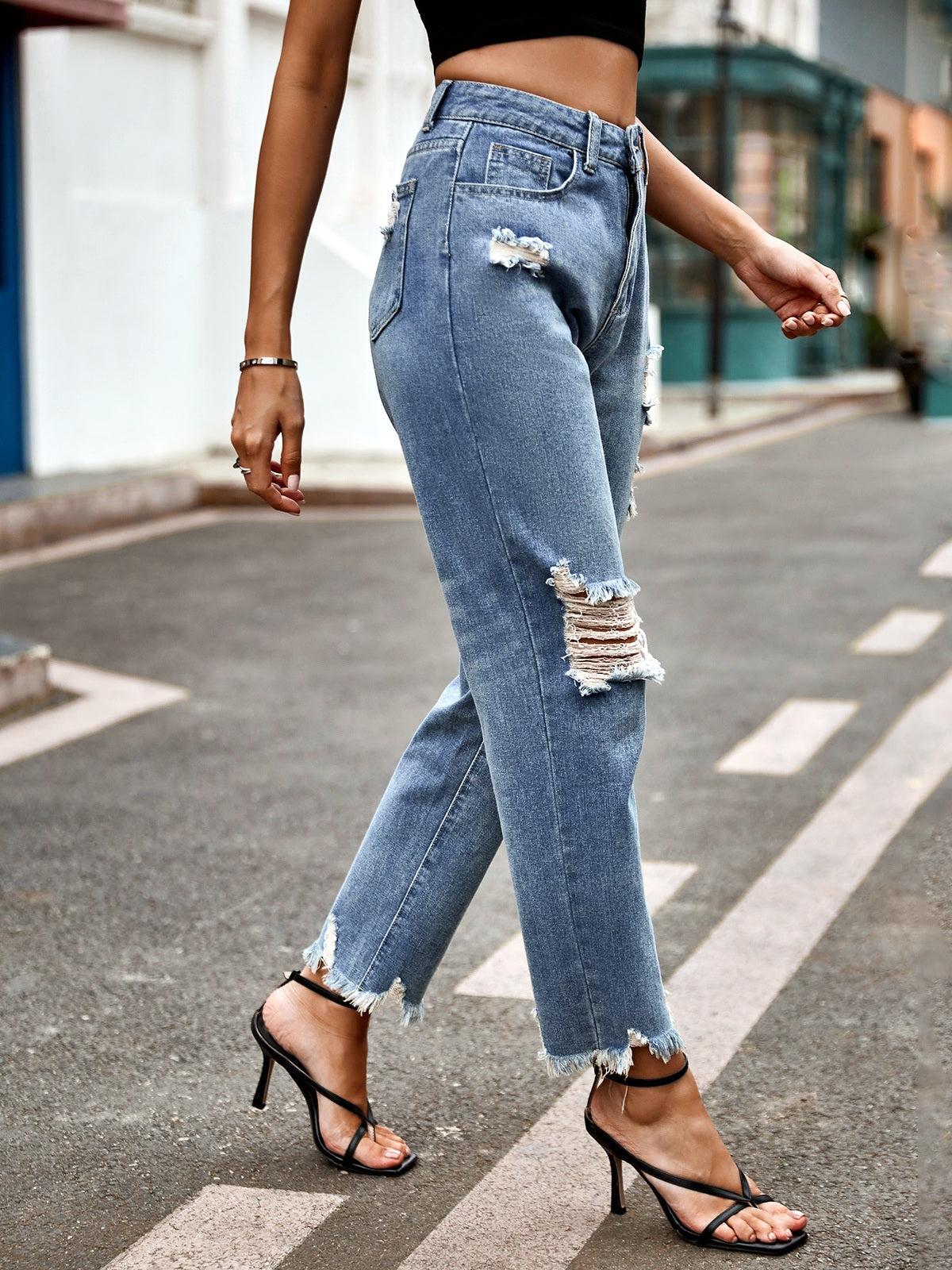 Women's Ripped Straight Leg Cropped Jeans, Washed Denim Pants with Frayed Hem Casual Fit