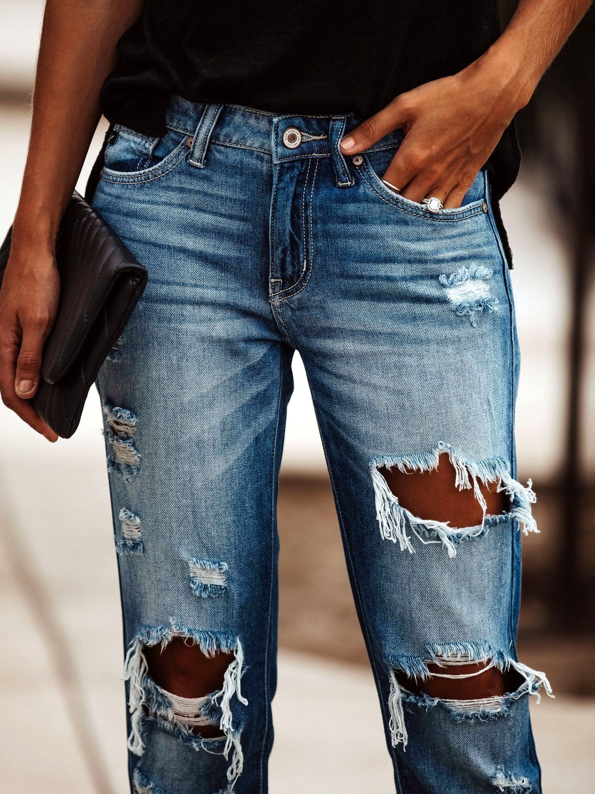 Women's Washed Ripped Straight Leg Jeans, Mid Waist Distressed Denim Pants for Casual Street Style