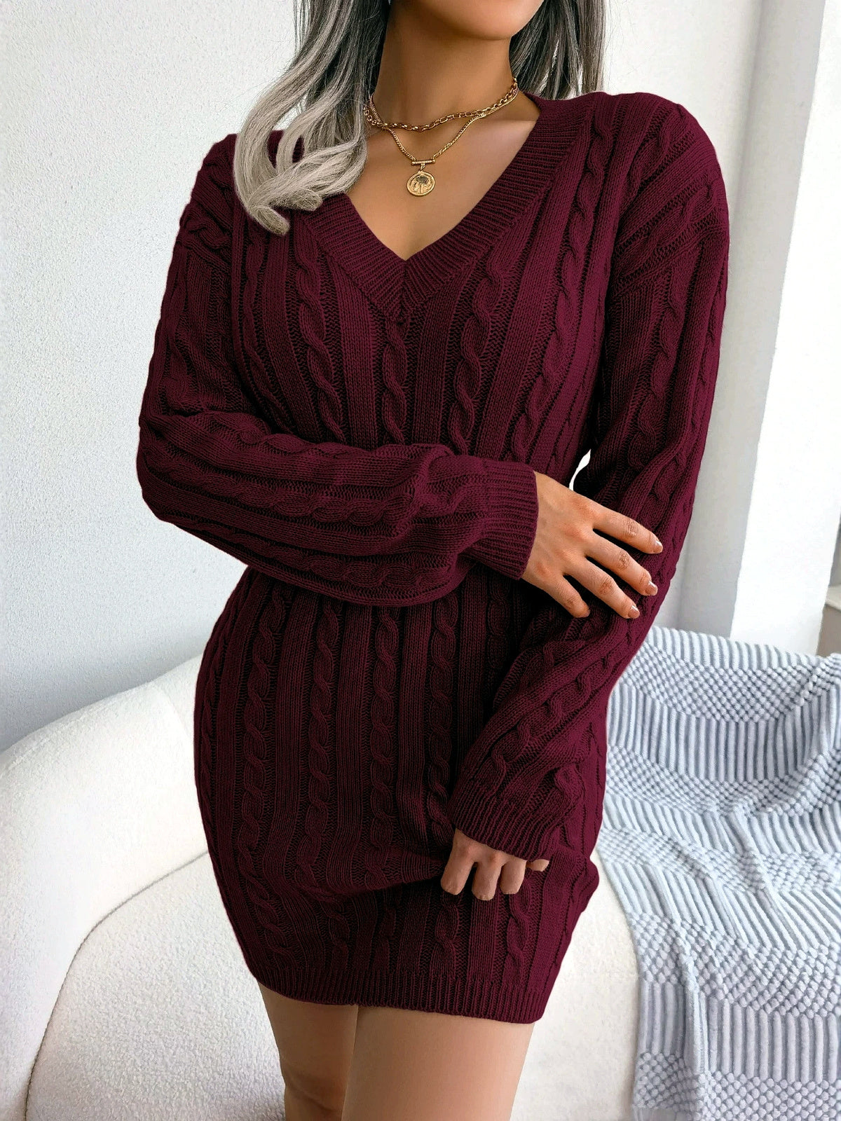 Women's Solid-Color Slim-Fit High-Waist Long-Sleeve Streetwear Dress - product detail view 1