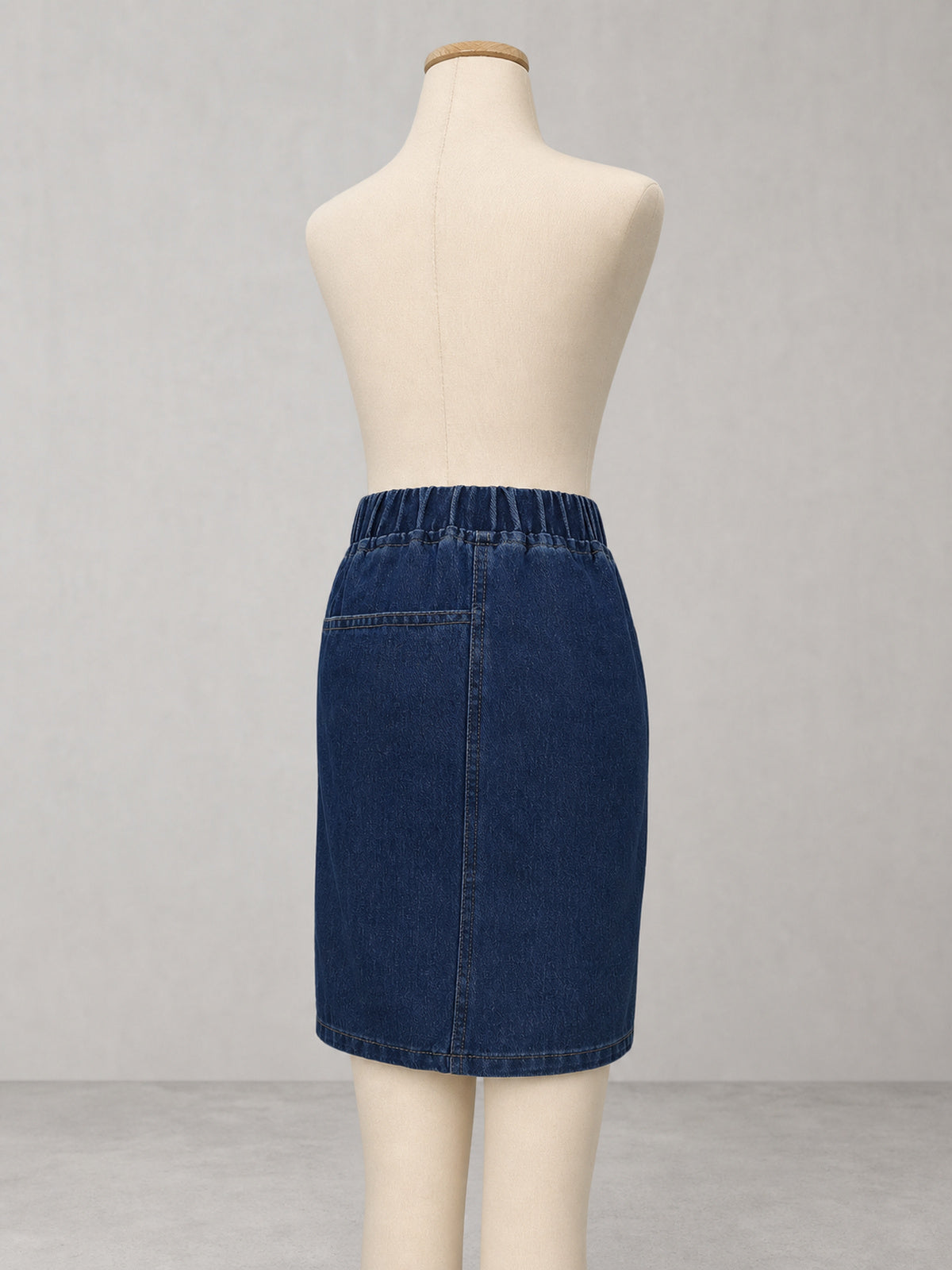 Women’s Elastic Waist Washed Denim Bermuda Shorts Loose Fit Summer Casual Jean Shorts with Pockets