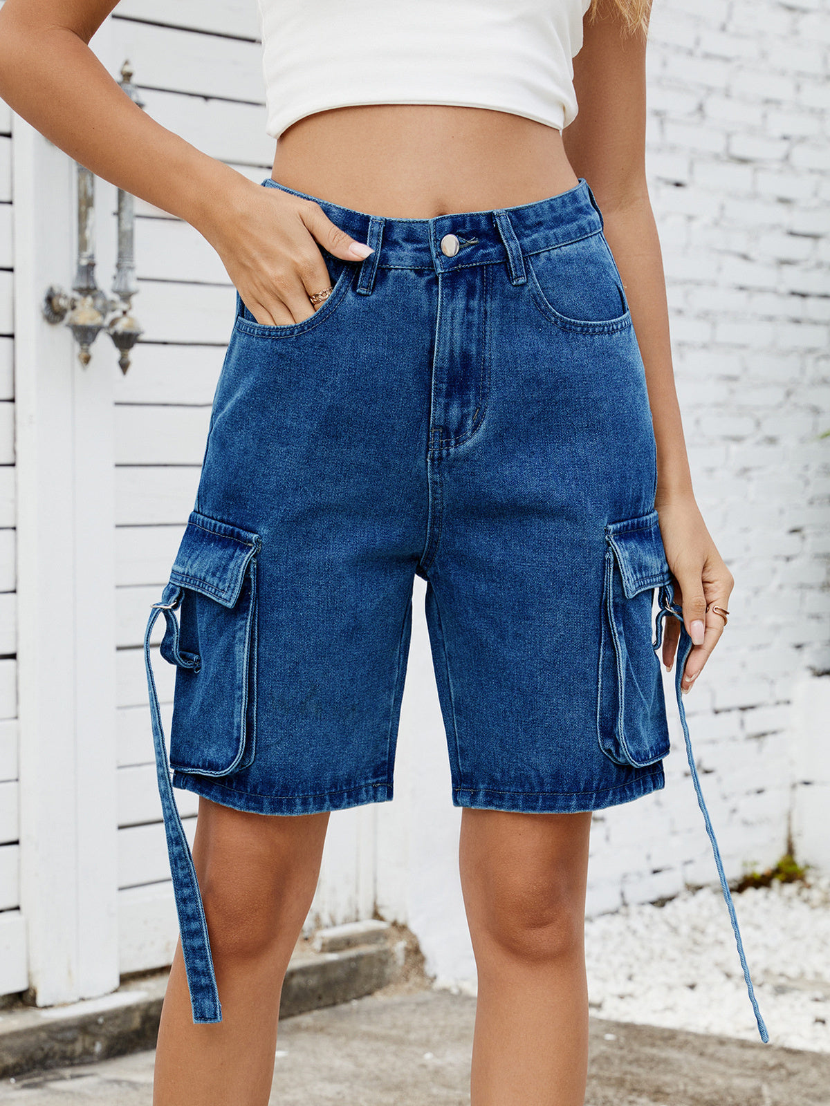 Women’s Washed Cargo Denim Bermuda Shorts Mid Waist Utility Pocket Streetwear Jean Shorts