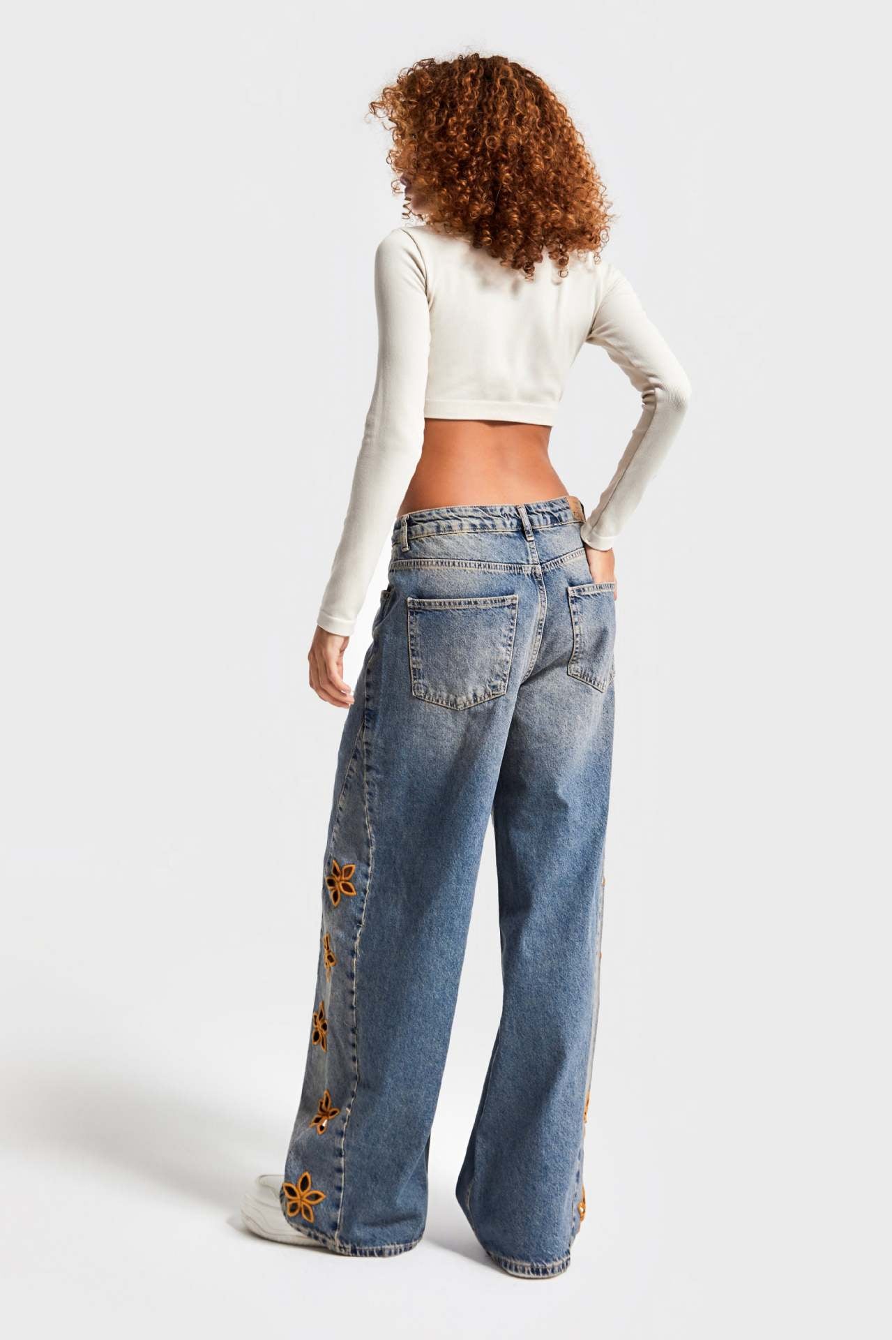 Women's Washed Denim Relaxed-Fit High-Waist Straight-Leg Zip-Front Jeans