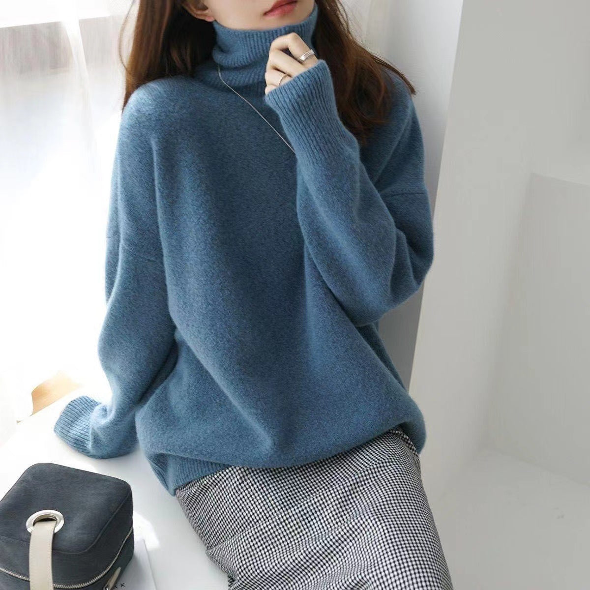 Chic Chunky Turtleneck Sweater - Slouchy Solid Knit Pullover Loose Fit Warm Winter Top
