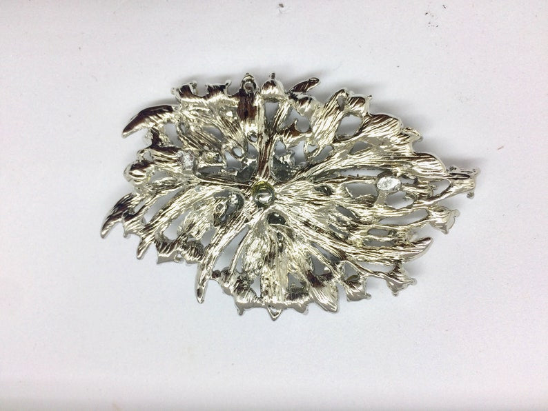 Vintage Style Rhinestone Buckle: Flat Back Crystal Embellishment