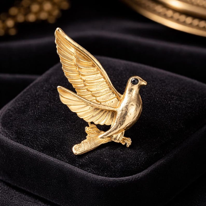 Dove Lapel Pin for Men – Electroplated Alloy Suit Brooch, Business Style
