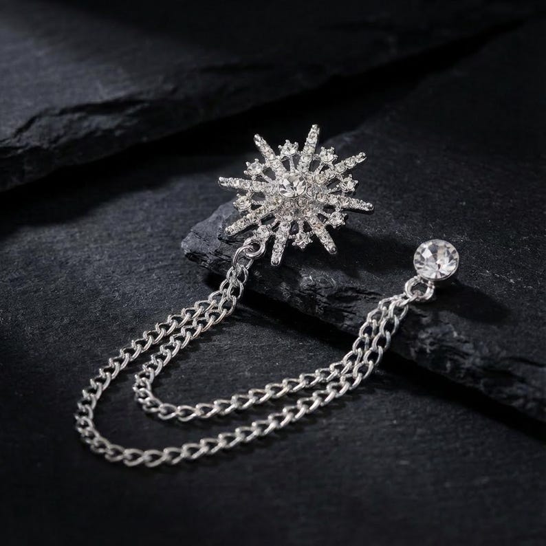 Gold octagonal star chain brooch,tassel style high-end suit and formal wear accessory,new men's brooch, simple diamond-encrusted corsage