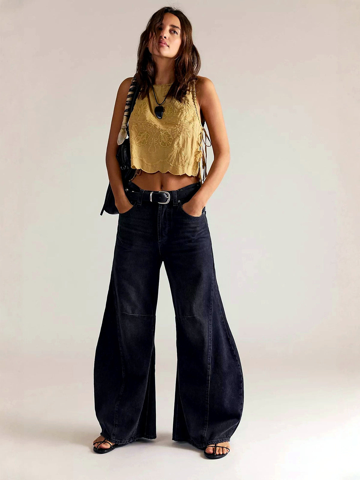 Women's Denim High-Waist Wide-Leg Vintage-Inspired Washed Straight-Leg Relaxed-Fit Jeans in Black - product view