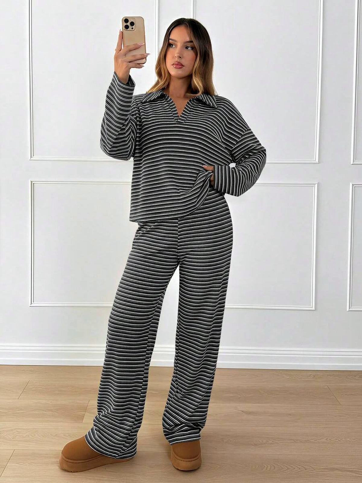 Striped Plaid Printed Point-Collar Long-Sleeve Wide-Leg Top & Pants Set in Black - product view