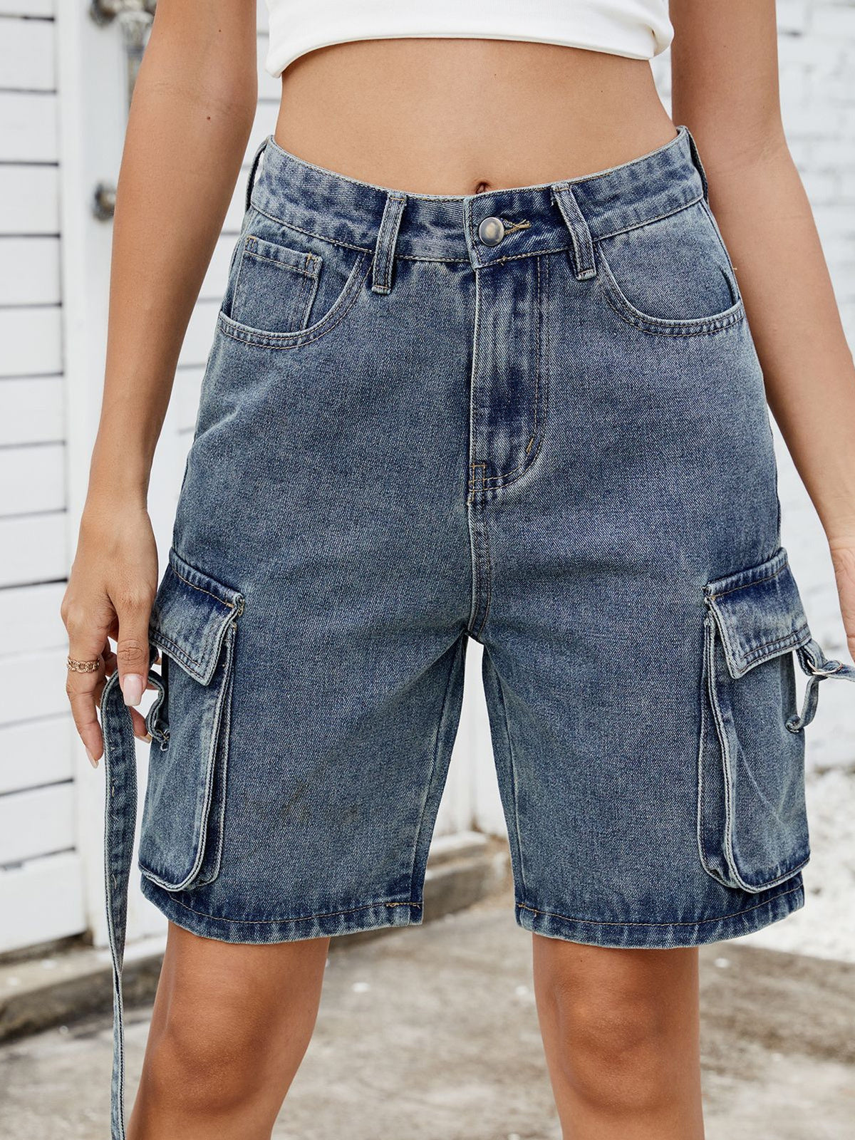Women’s Washed Cargo Denim Bermuda Shorts Mid Waist Utility Pocket Streetwear Jean Shorts