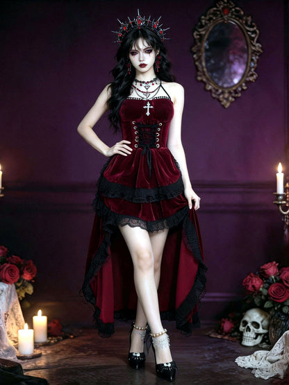 Women's Halloween Vampire-Inspired Velvet Costume - product detail view 1