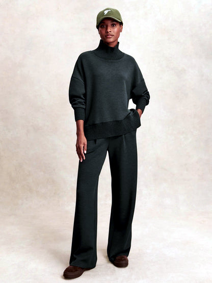 Women's Solid-Color Patchwork Relaxed-Fit Long-Sleeve Top & Pants Set in Army Green - product view