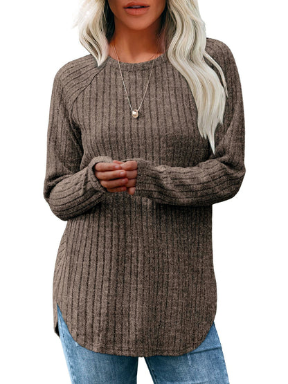 Women's Crew-Neck Relaxed-Fit Slim-Fit Long-Sleeve Top in Khaki - product view