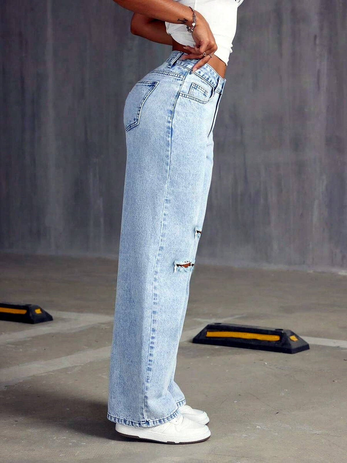 Women's Light Wash Wide Leg Jeans, Loose Full Length Denim Pants in Multiple Colors