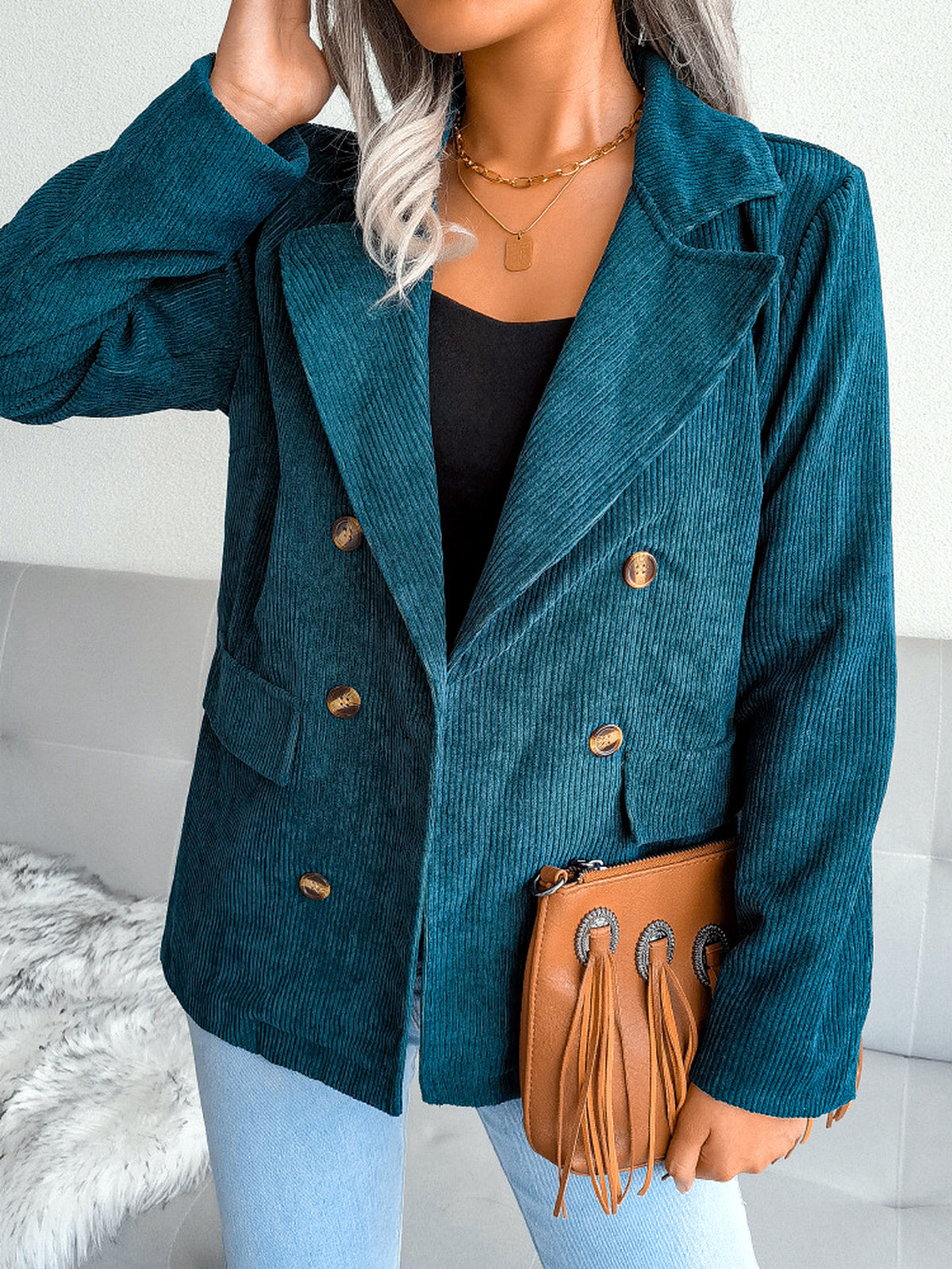 Women's Corduroy Plaid Slim-Fit Point-Collar Long-Sleeve Streetwear Blazer in Green - product view