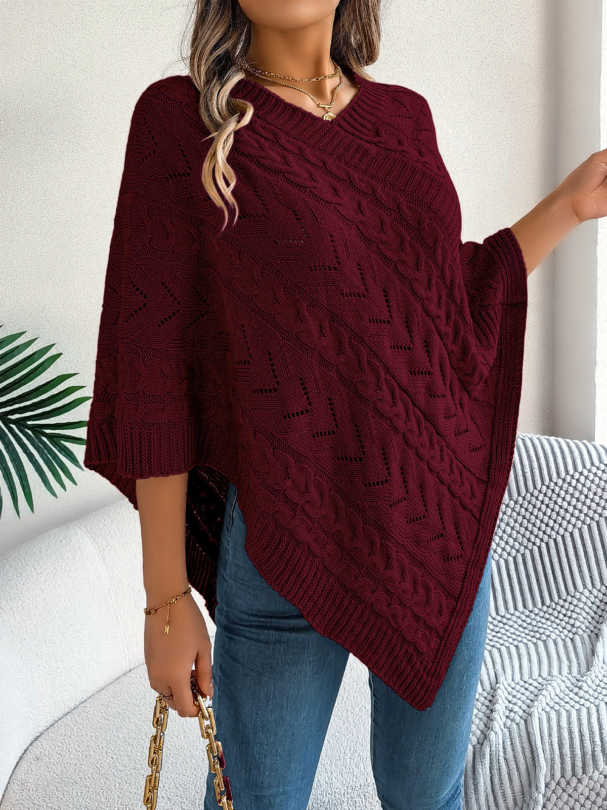 Women's Solid-Color Relaxed-Fit Streetwear Sweater in Burgundy - product view