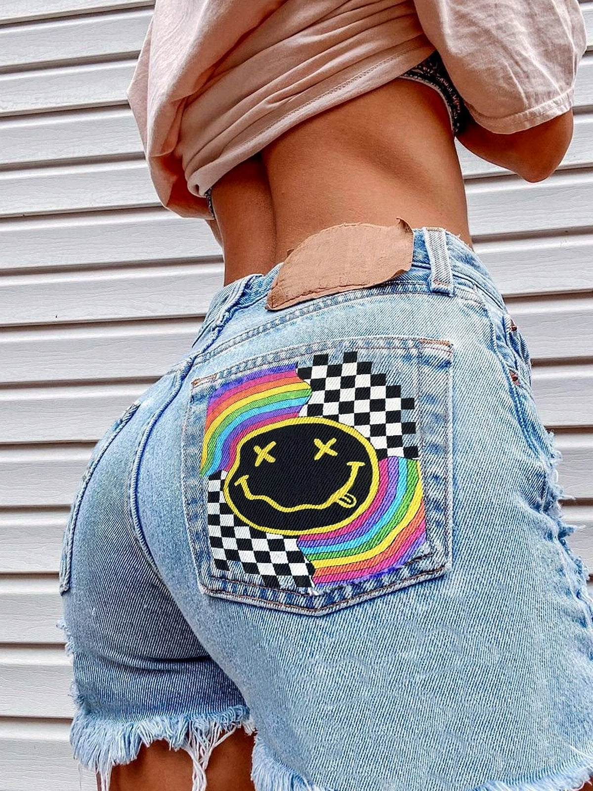 Women's Denim Printed Distressed Relaxed-Fit Mid-Rise Streetwear Shorts - product detail view 2