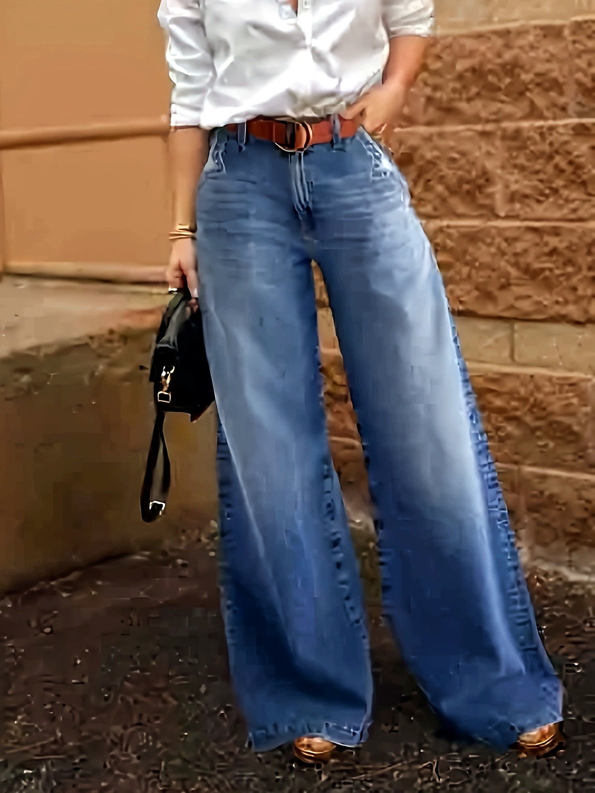 Women's Washed Stretch Denim Mid-Rise Wide-Leg Jeans - product detail view 3