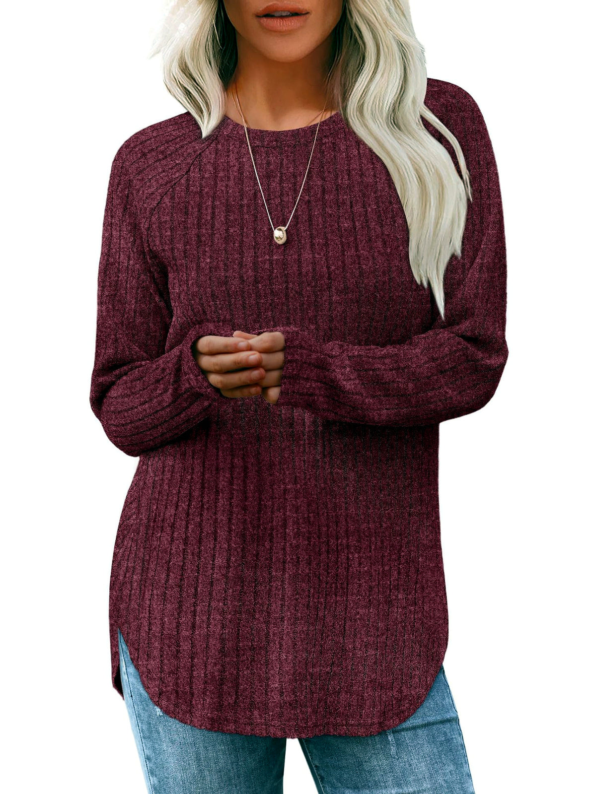 Women's Crew-Neck Relaxed-Fit Slim-Fit Long-Sleeve Top in Red - product view