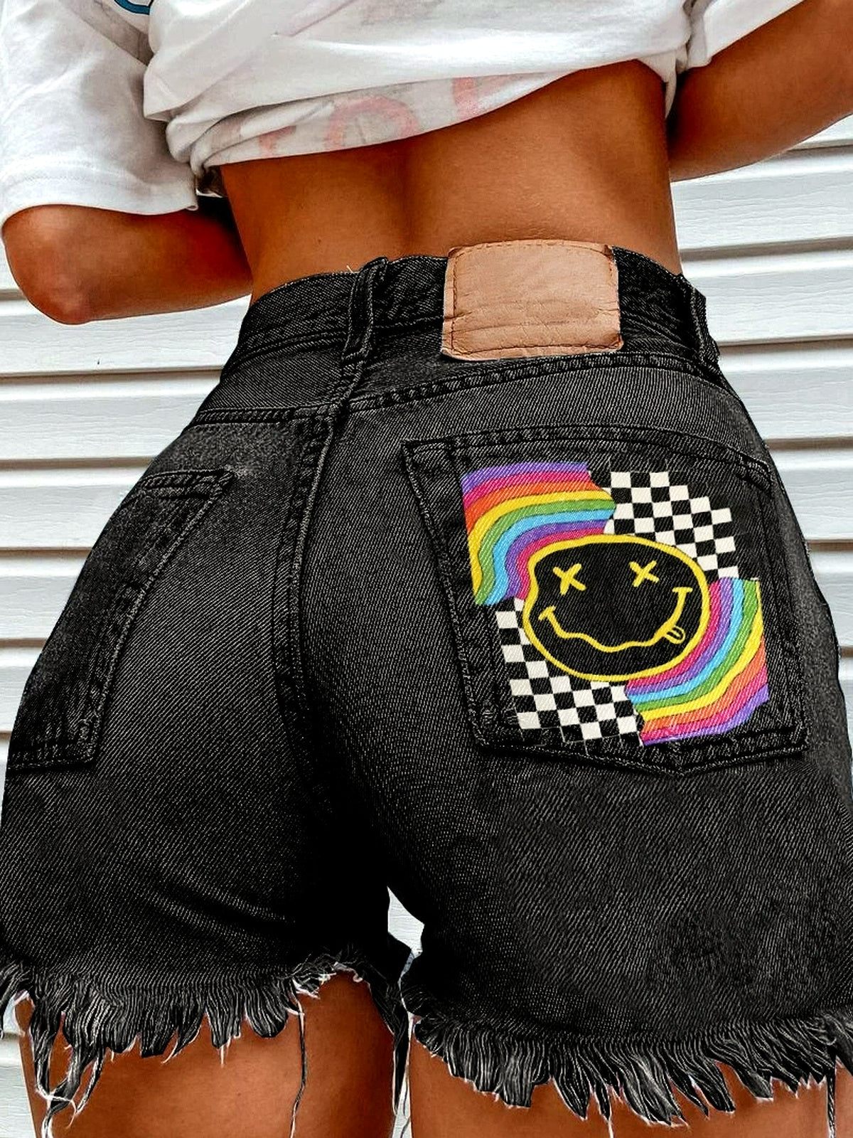 Women's Denim Printed Distressed Relaxed-Fit Mid-Rise Streetwear Shorts - product detail view 3