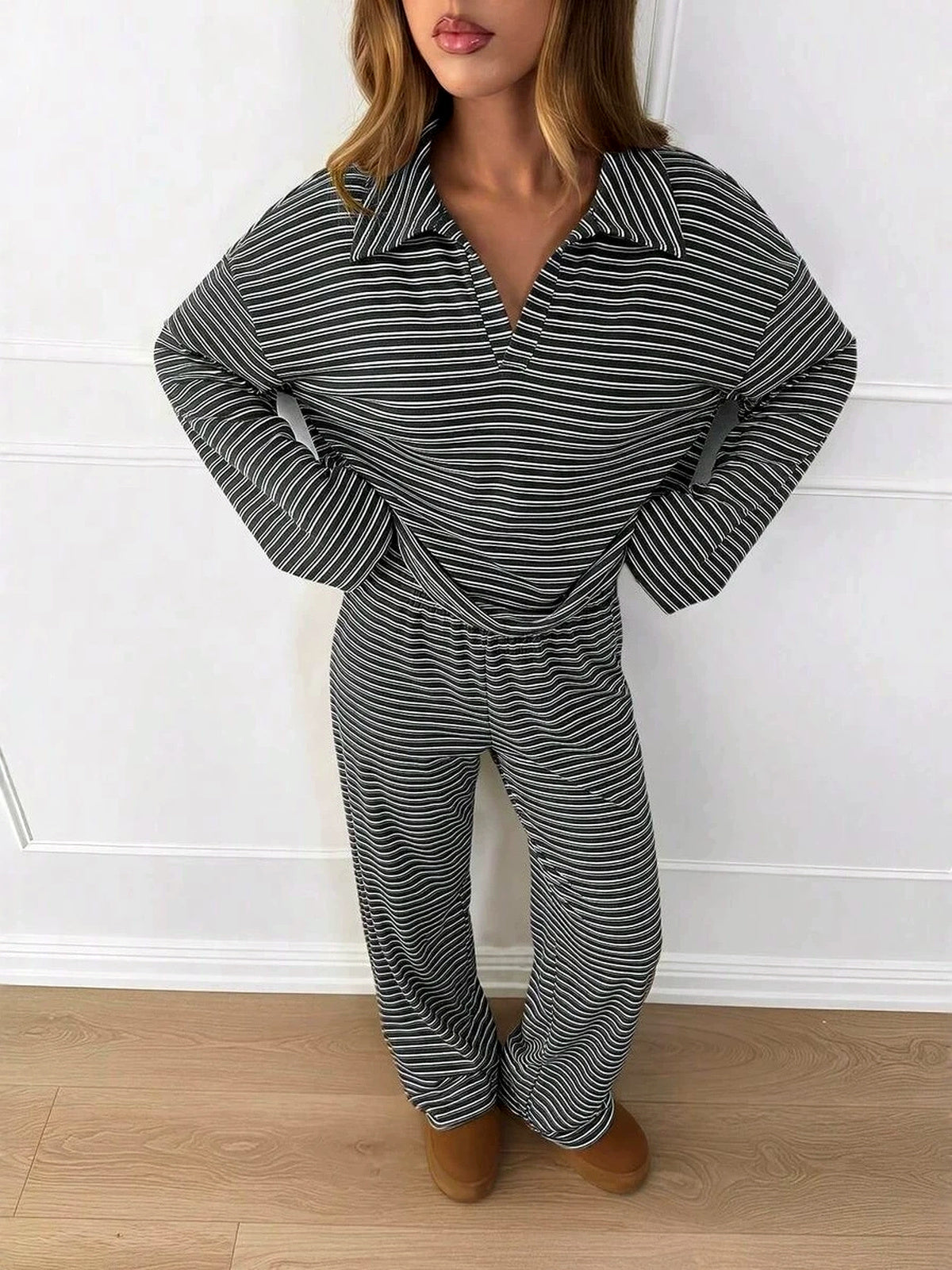 Striped Plaid Printed Point-Collar Long-Sleeve Wide-Leg Top & Pants Set - product detail view 1