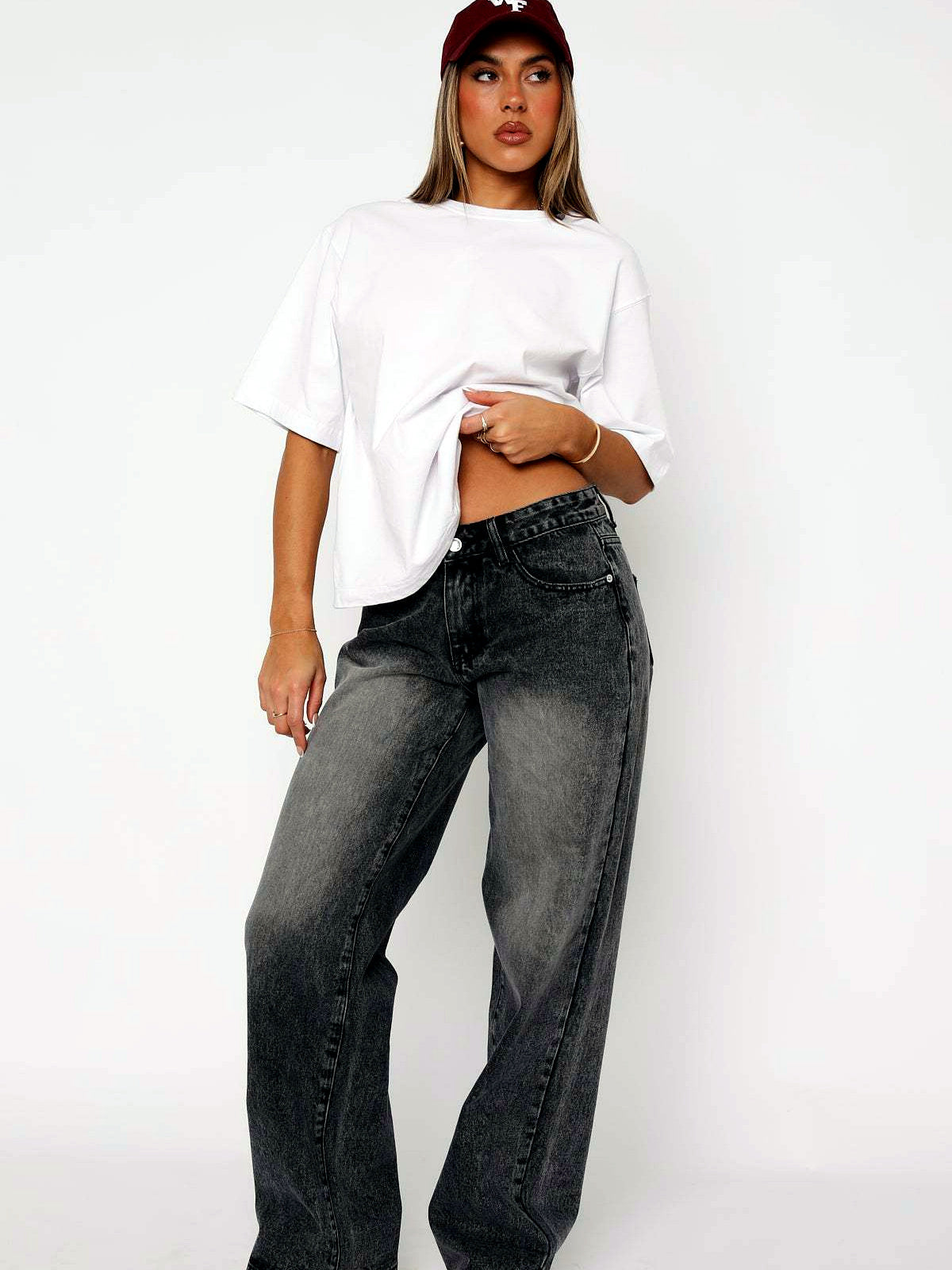 Women's Denim Mid-Rise Straight-Leg Washed Jeans in Gray - product view