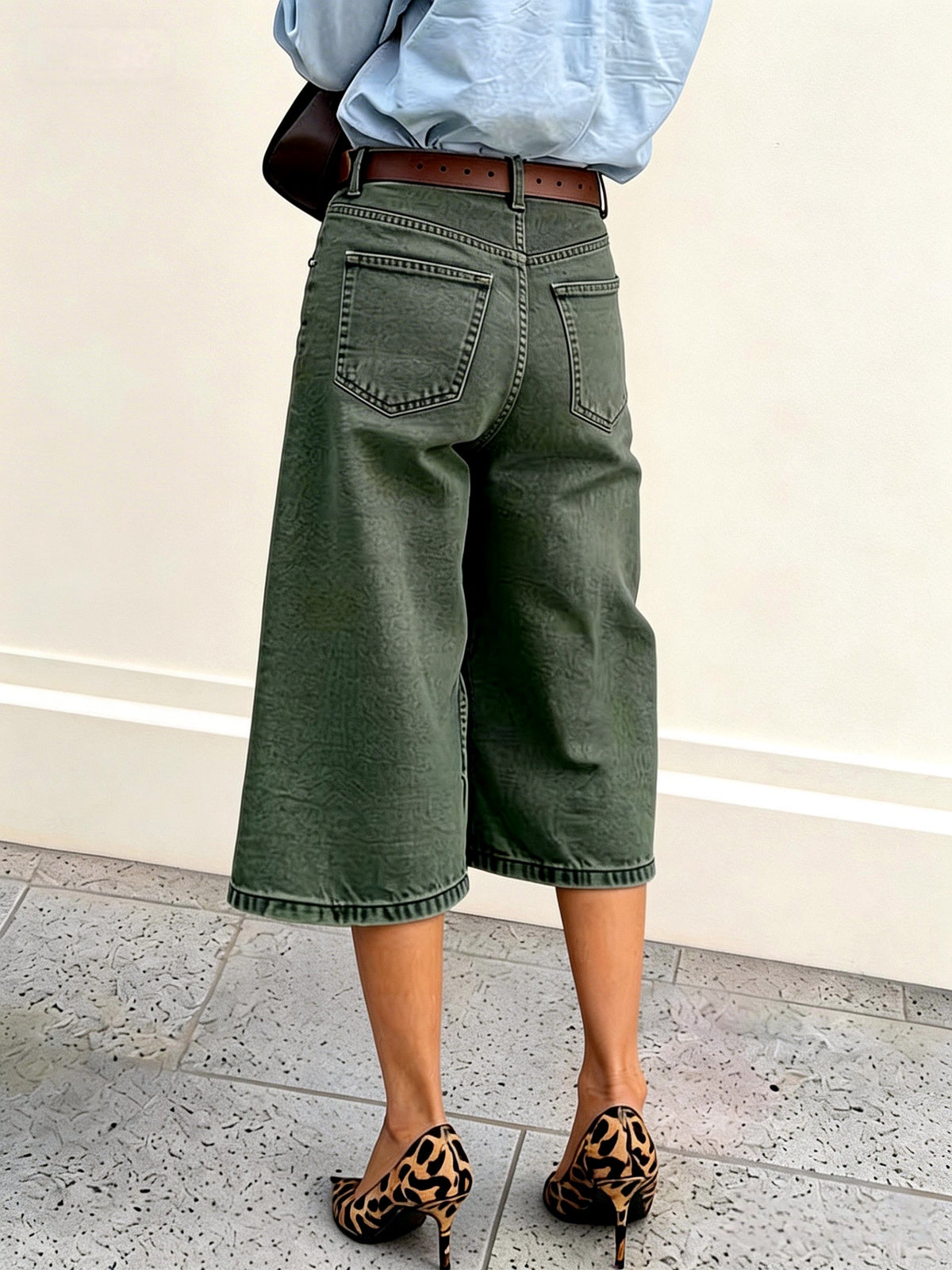 Women's Denim Solid-Color Stretch Relaxed-Fit Mid-Rise Wide-Leg Jeans - product detail view 2