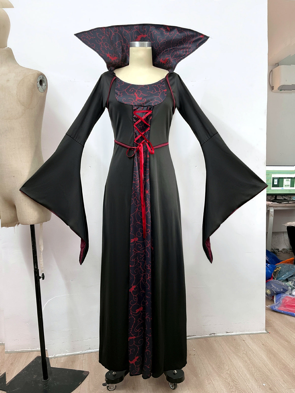 Women's Halloween Witch-Inspired Vampire-Inspired Cosplay Dress - product detail view 4