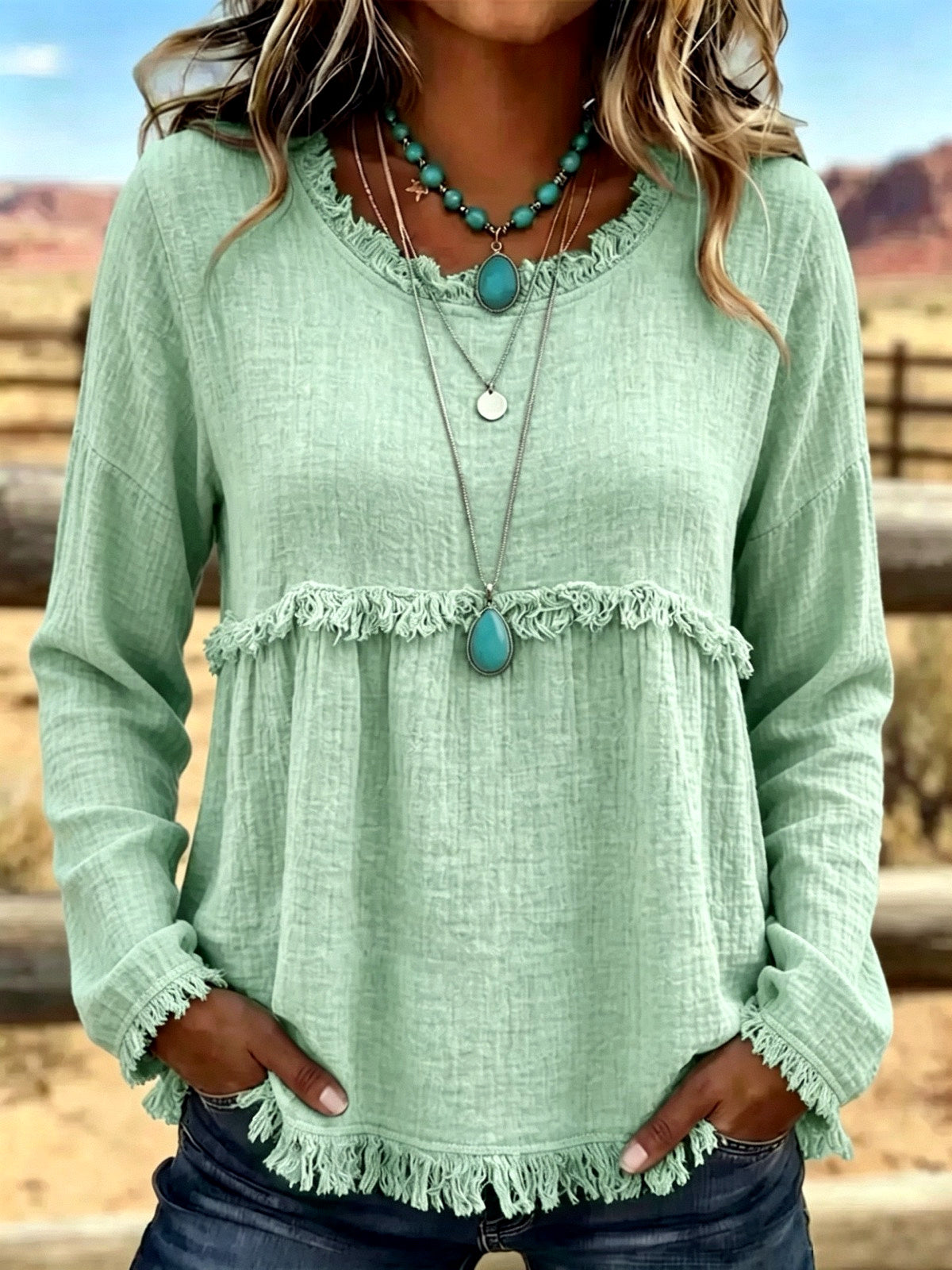 Crew-Neck Long-Sleeve Vintage-Inspired Shirt in Green - product view