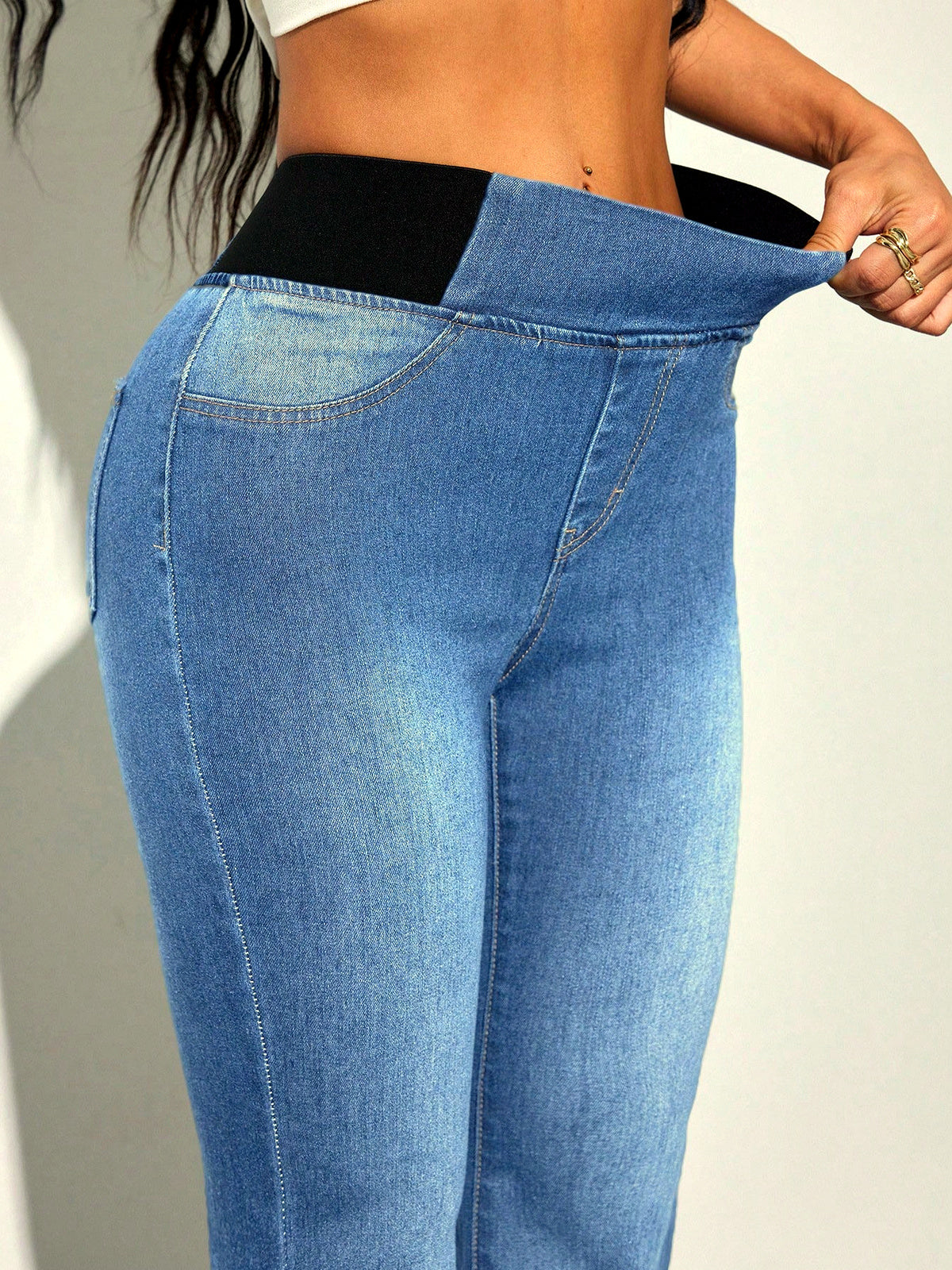 Women's Washed Denim Patchwork Mid-Rise Straight-Leg Flared Jeans - product detail view 4