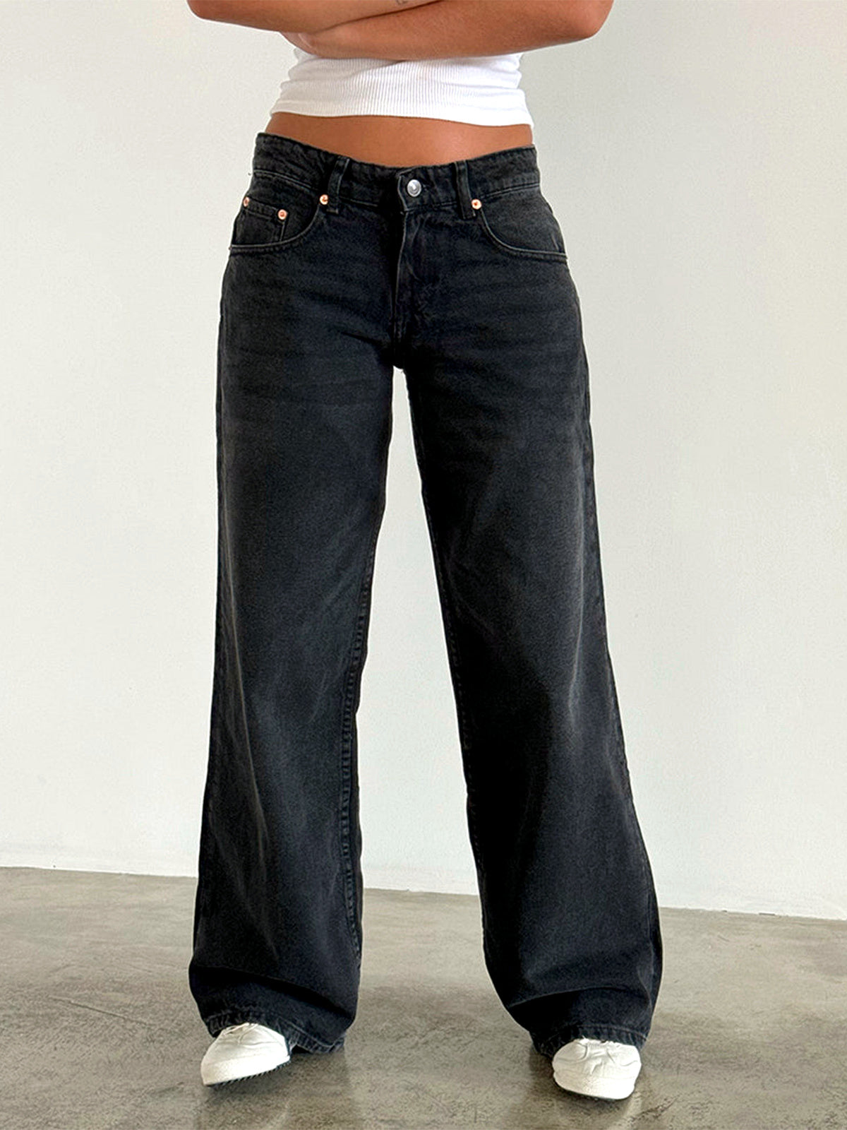 Women's Washed Denim Wide-Leg Vintage-Inspired Distressed Straight-Leg Jeans in 12176Charcoal - product view
