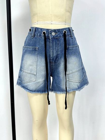 Women's Washed Denim Relaxed-Fit Mid-Rise Multi-Pocket Pocket Shorts - product detail view 1