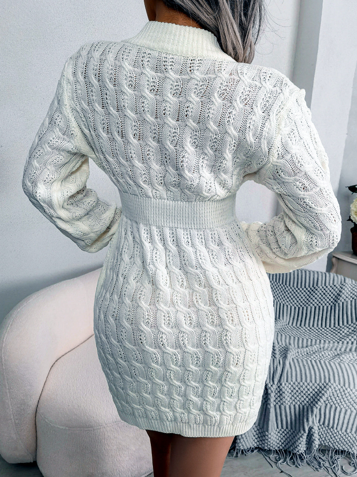 Women's Solid-Color Slim-Fit High-Waist Long-Sleeve Streetwear Dress - product detail view 3