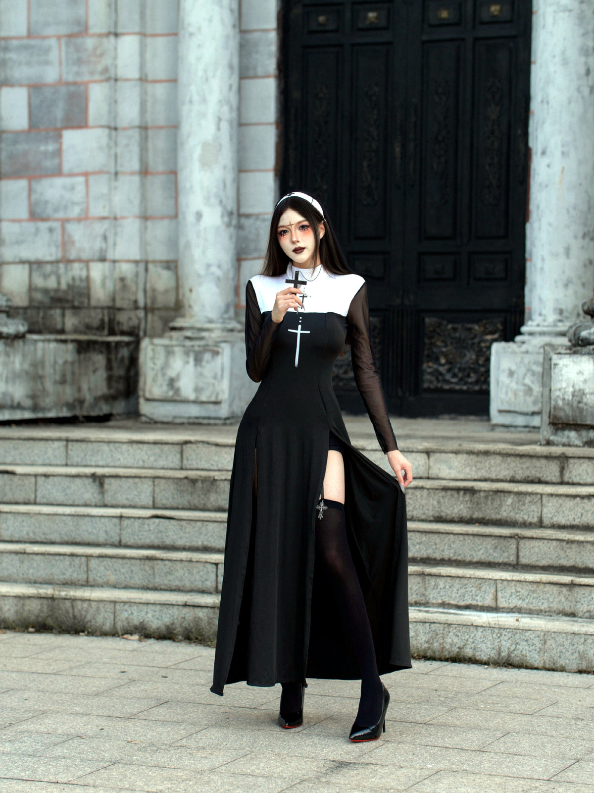 Women's Halloween Gothic-Nun Cosplay Chain-Strap Top & Skirt Set - product detail view 4