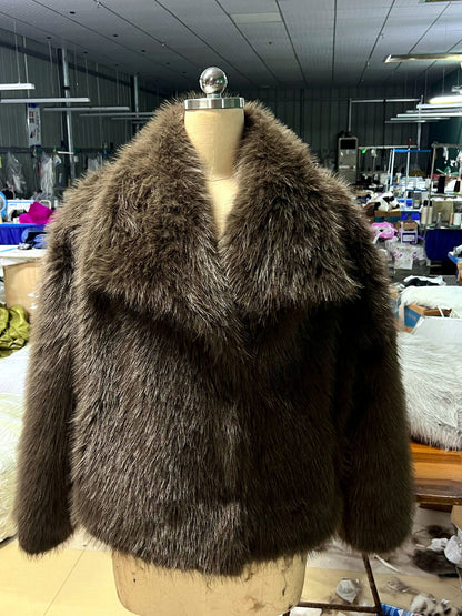 Women's Faux-Fur Point-Collar Long-Sleeve Pocket Coat in 25# - product view