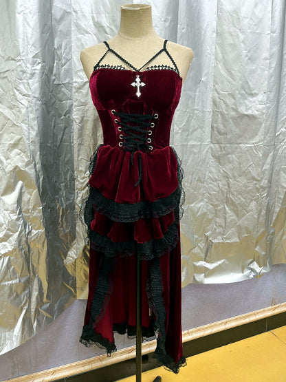 Women's Halloween Vampire-Inspired Velvet Costume - product detail view 7