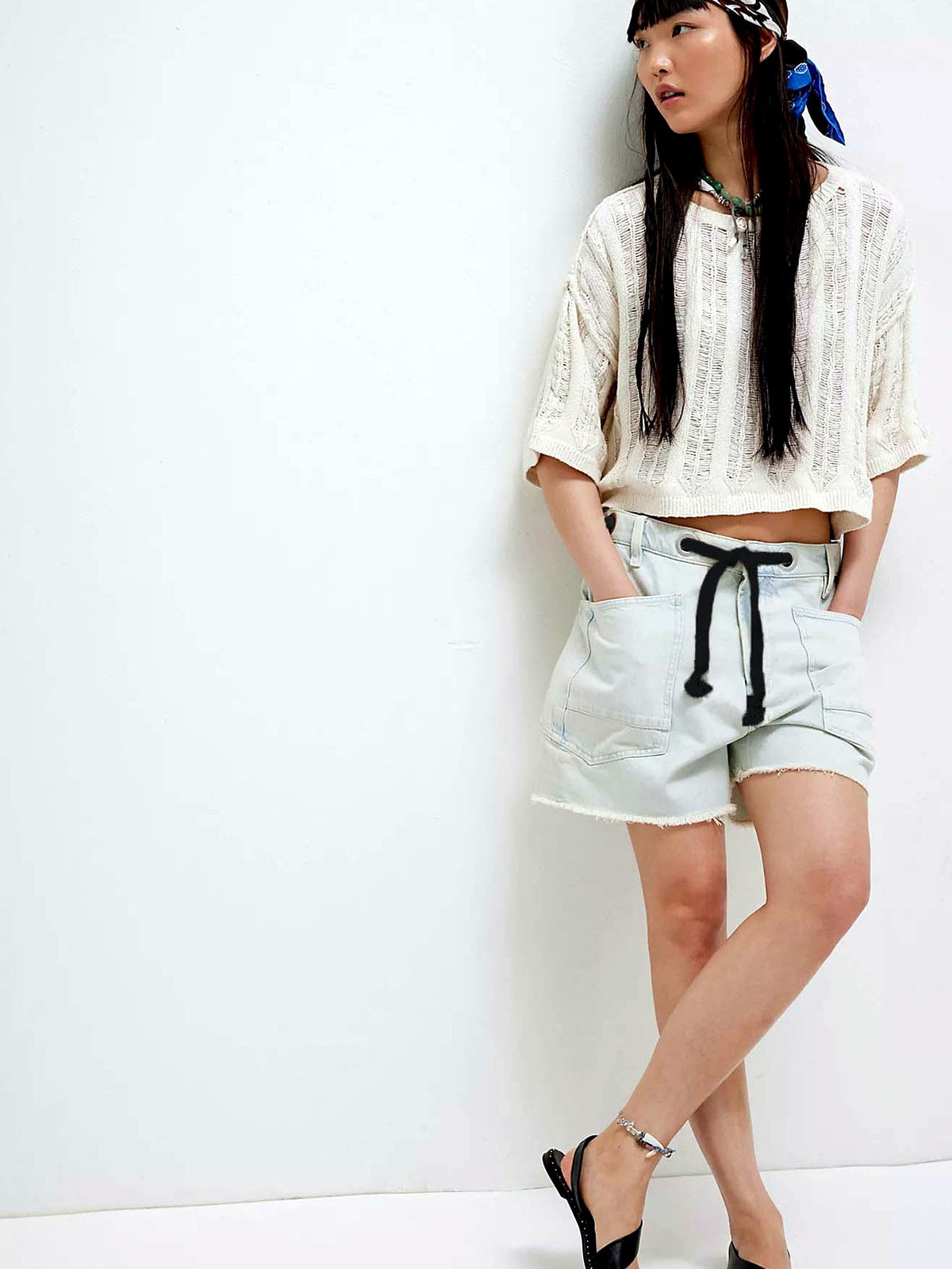Women's Washed Denim Relaxed-Fit Mid-Rise Multi-Pocket Pocket Shorts - product detail view 12