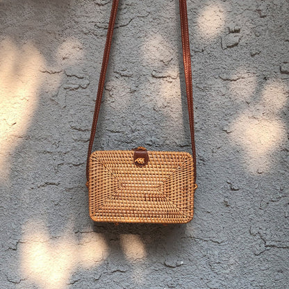 Handmade Round Rattan Crossbody Bag - Vintage Woven Straw Beach & Travel Shoulder Purse