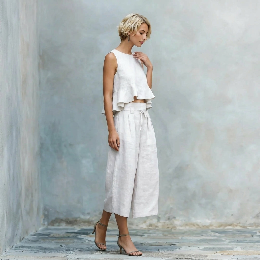 Ensemble en mélange de lin sculpté 2 pièces pour l'été | Haut sans manches à volants et jupe-culotte taille haute à jambes larges