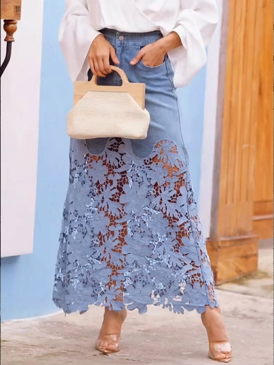 Jupe en jean patchwork et dentelle, chic et décontractée