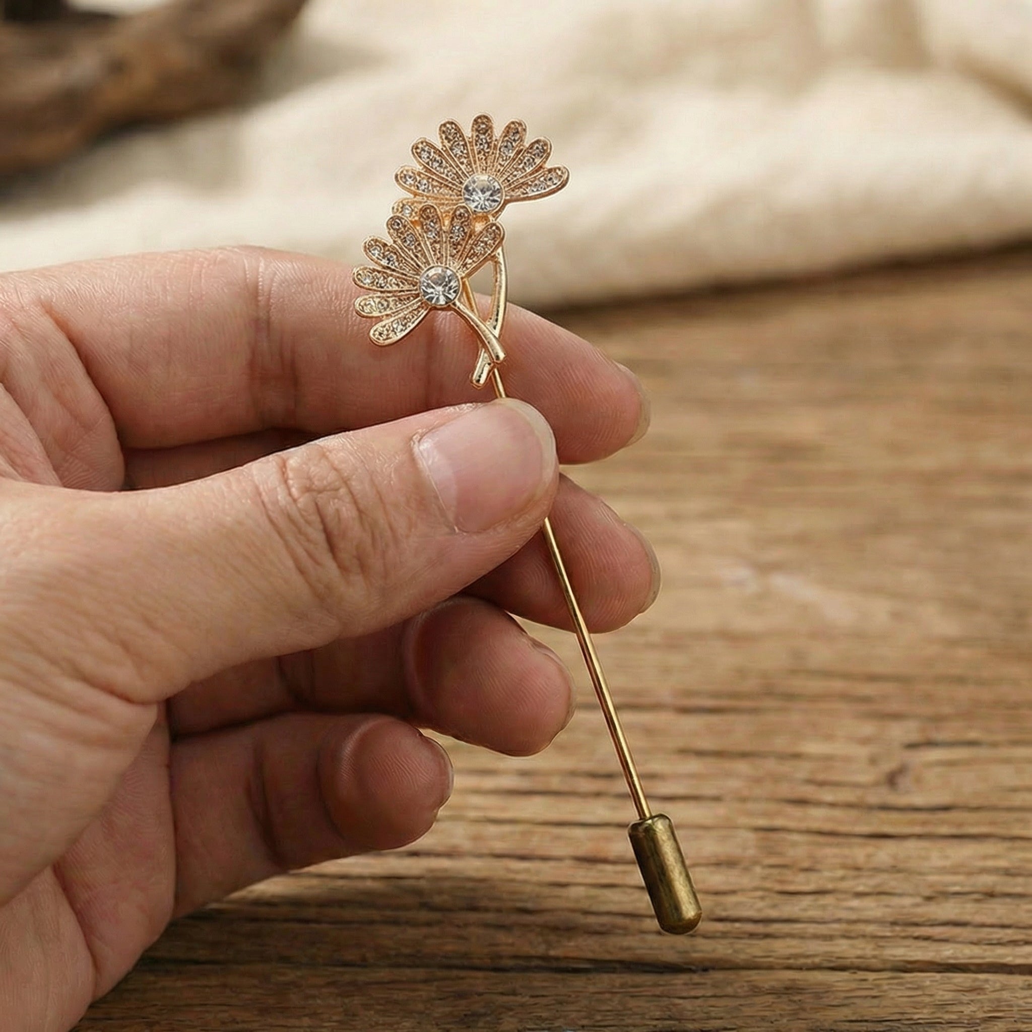 Double sunflower design lapel pins