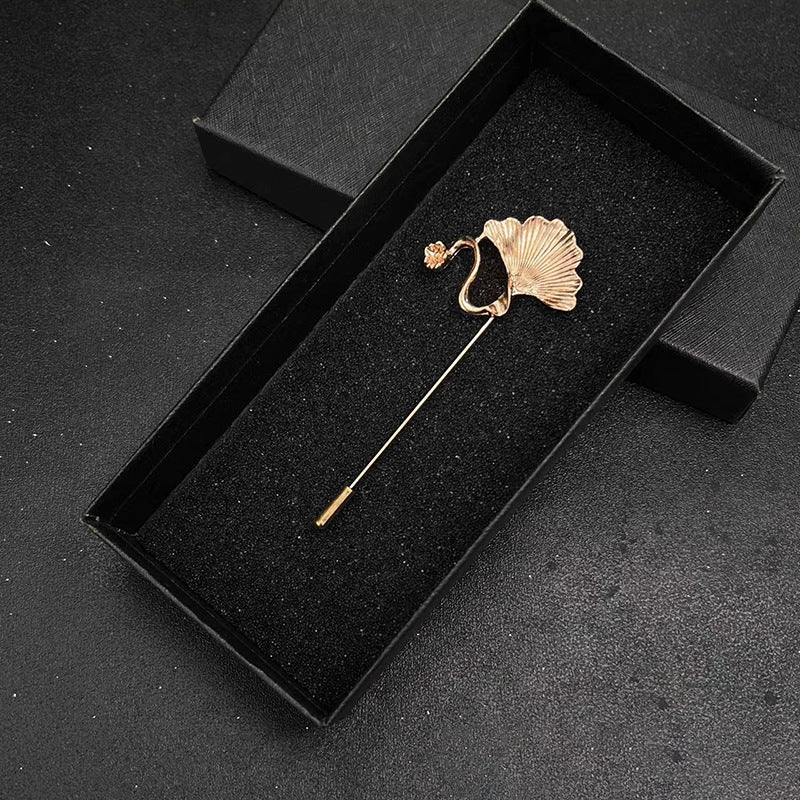 Lucky Ginkgo Leaf Design Men's Lapel Pins