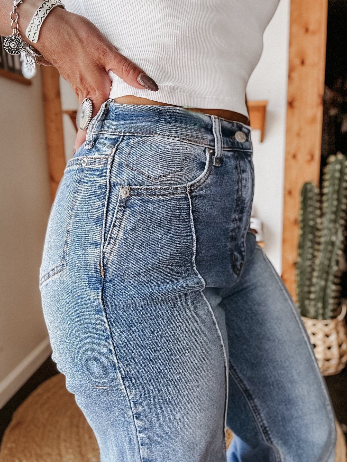 Women's Washed Straight Leg Jeans Mid Rise Loose Denim Pants