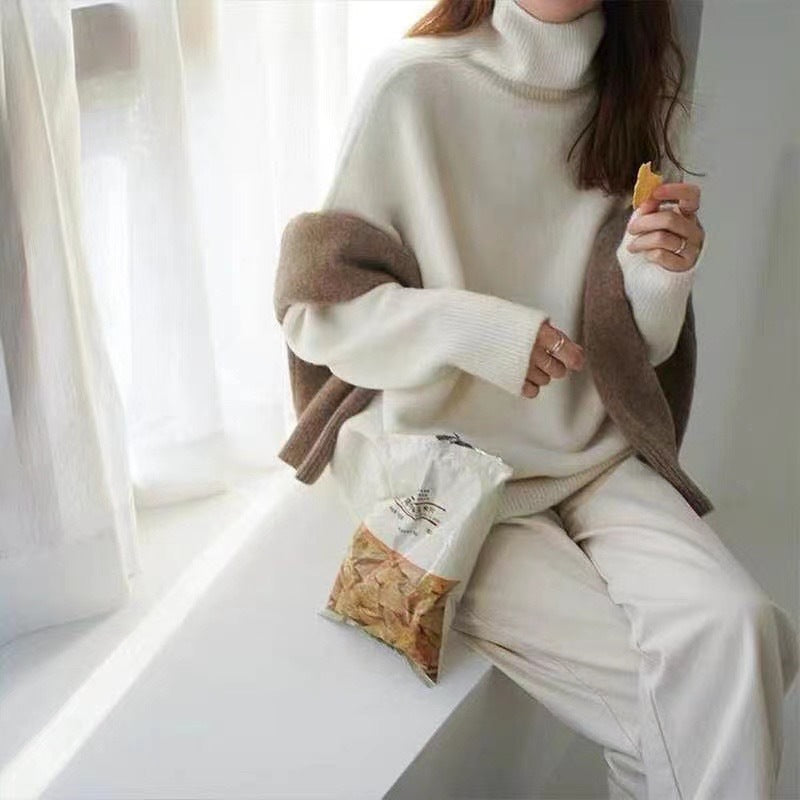 Chic Chunky Turtleneck Sweater - Slouchy Solid Knit Pullover Loose Fit Warm Winter Top